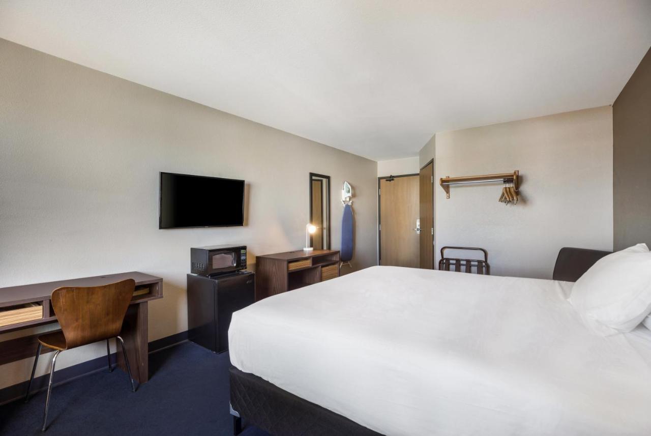 Americas Best Value Inn Sparks Esterno foto