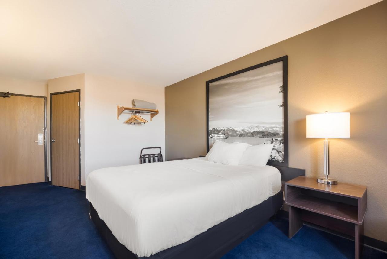 Americas Best Value Inn Sparks Esterno foto
