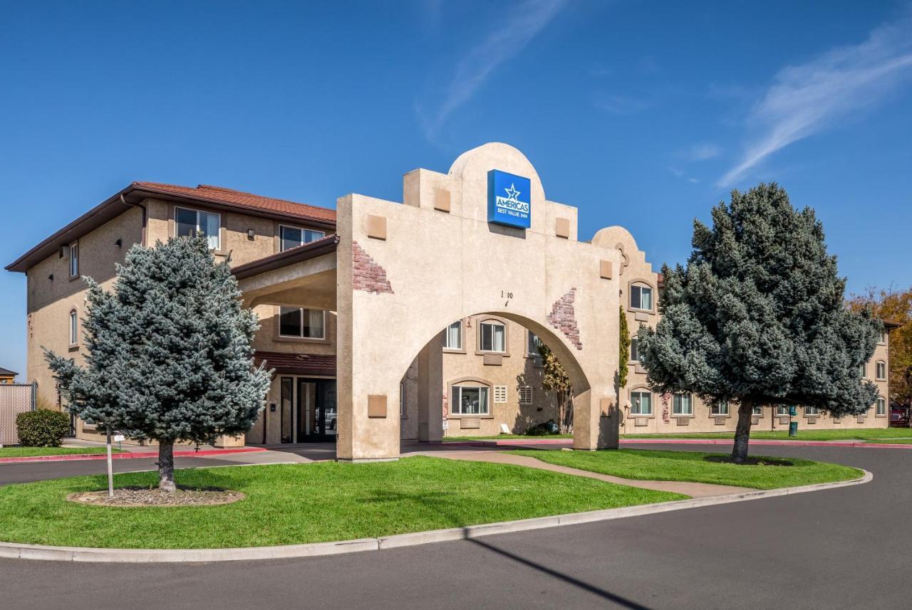 Americas Best Value Inn Sparks Esterno foto