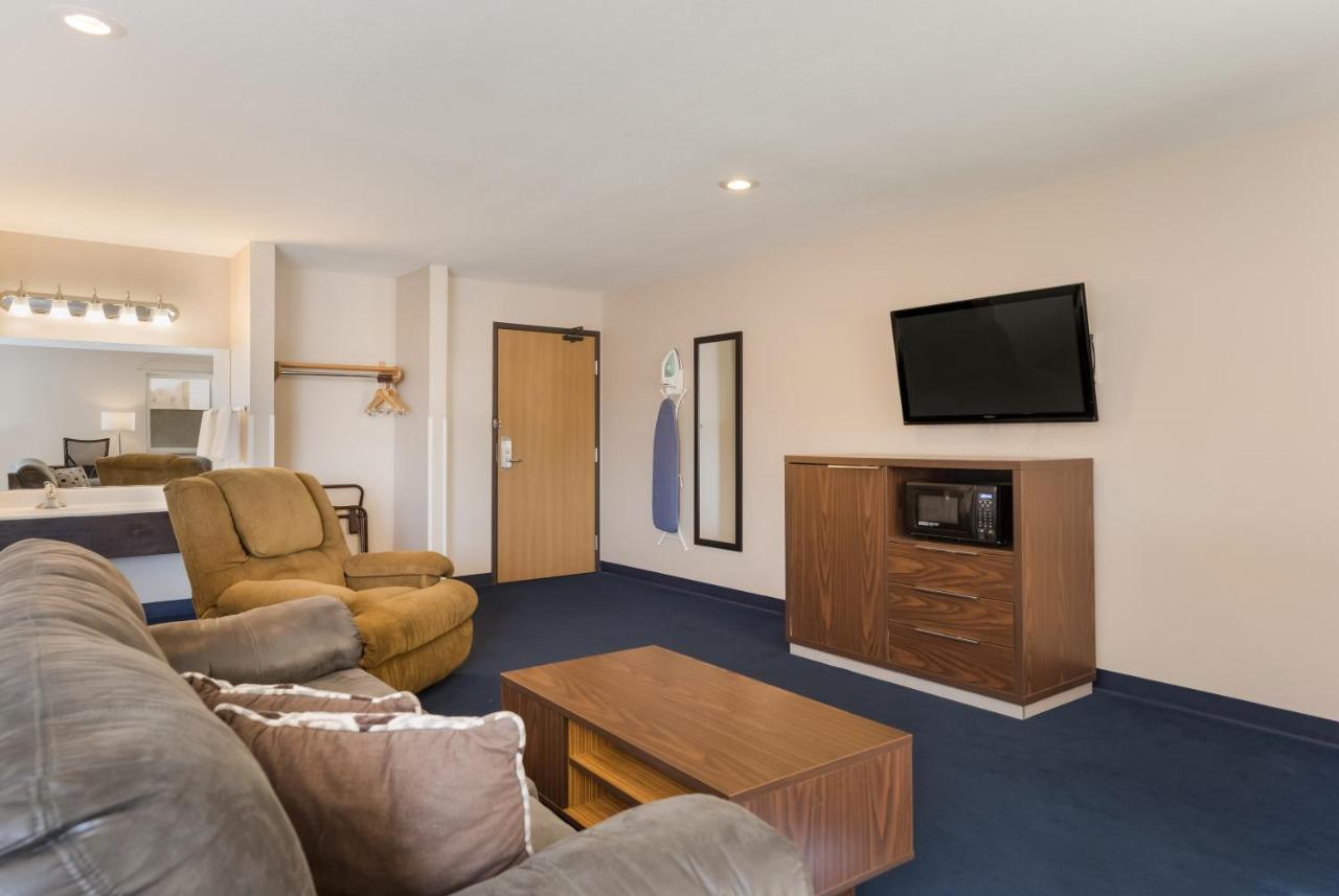 Americas Best Value Inn Sparks Esterno foto