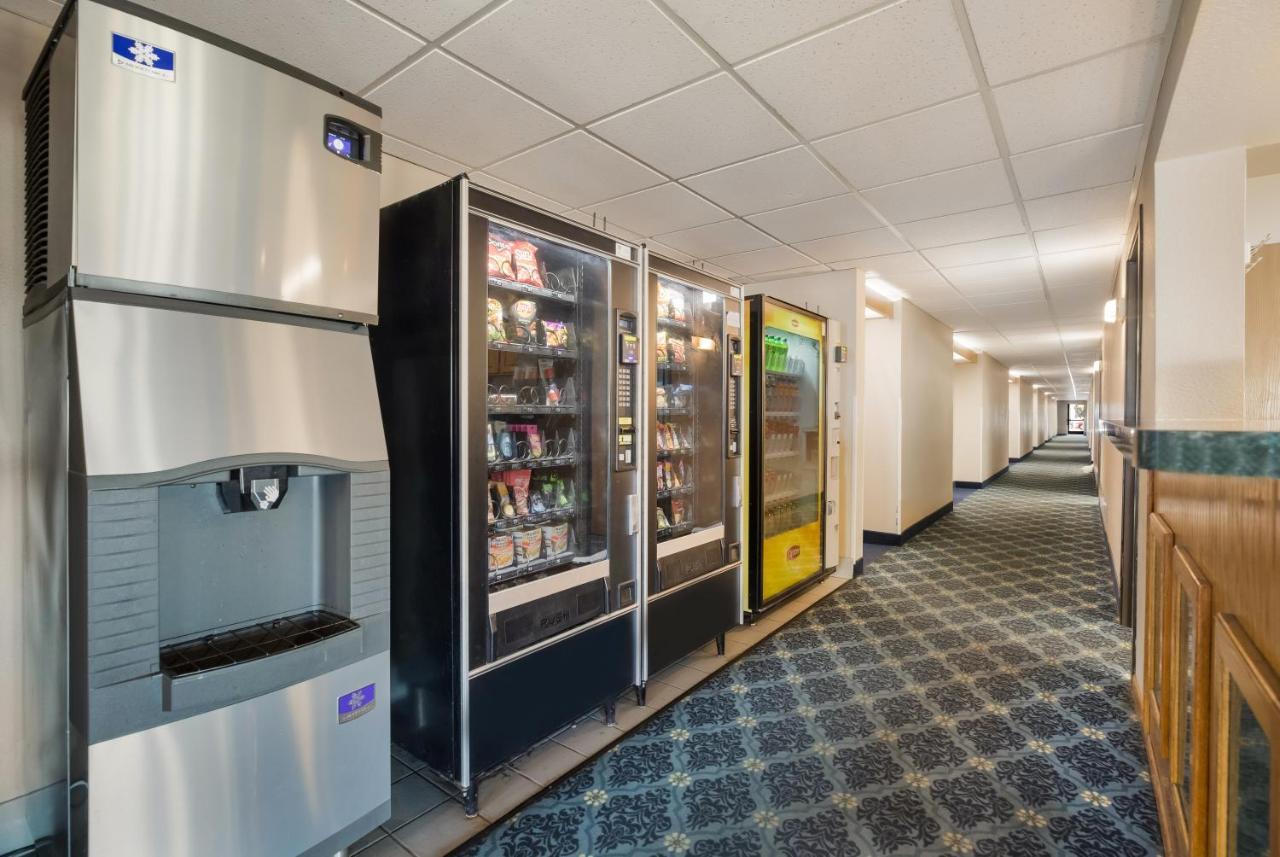 Americas Best Value Inn Sparks Esterno foto