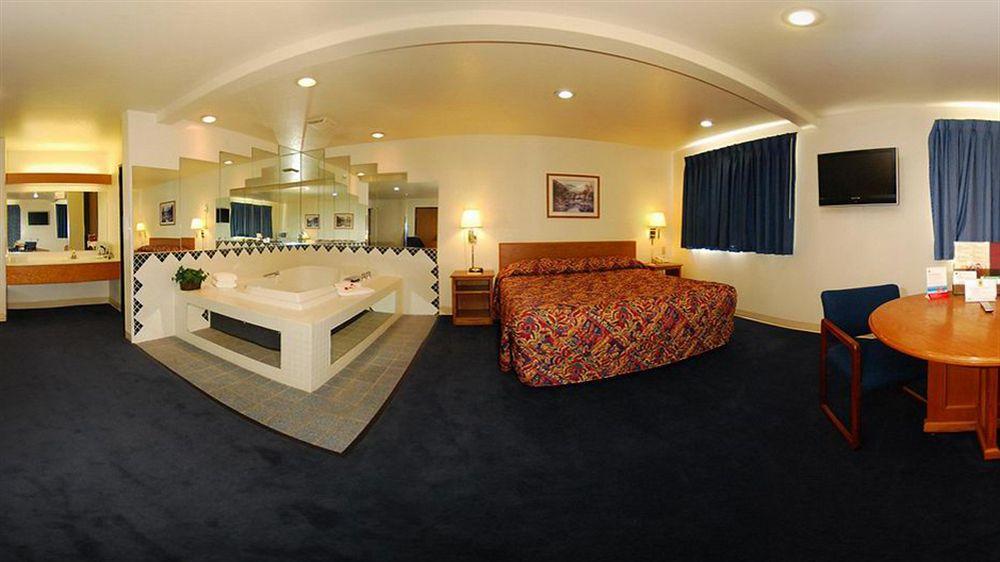 Americas Best Value Inn Sparks Esterno foto